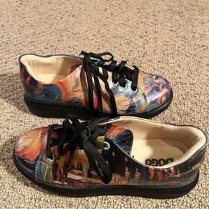 DoGo Vegan Leather Shoes Sneakers Sz 37/7 art deco modern quirky abstract earthy